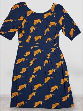 Emily and Fin Navy Tiger Print Midi Dress Short Sleeve sz M